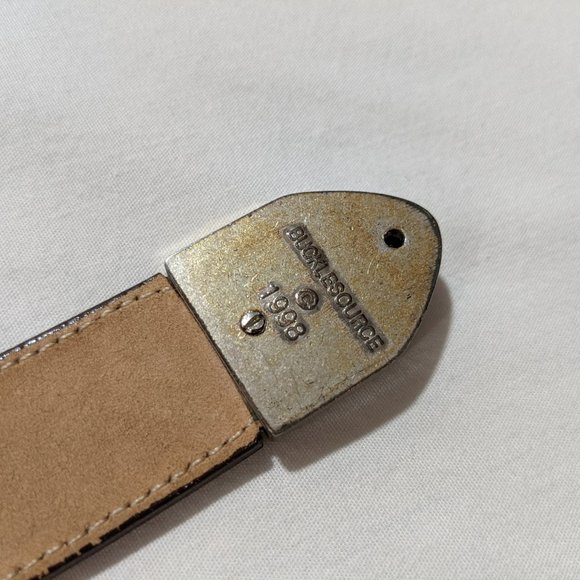 30"-34" Five-Slotted Buckleworks Genuine Leather Belt - Picture 8 of 10